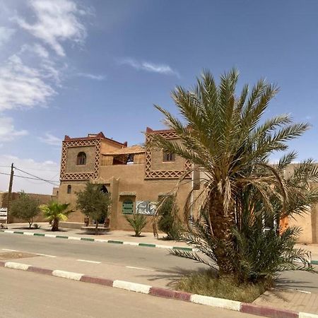 Riad Aicha & Camel Trekking Merzouga Exteriör bild