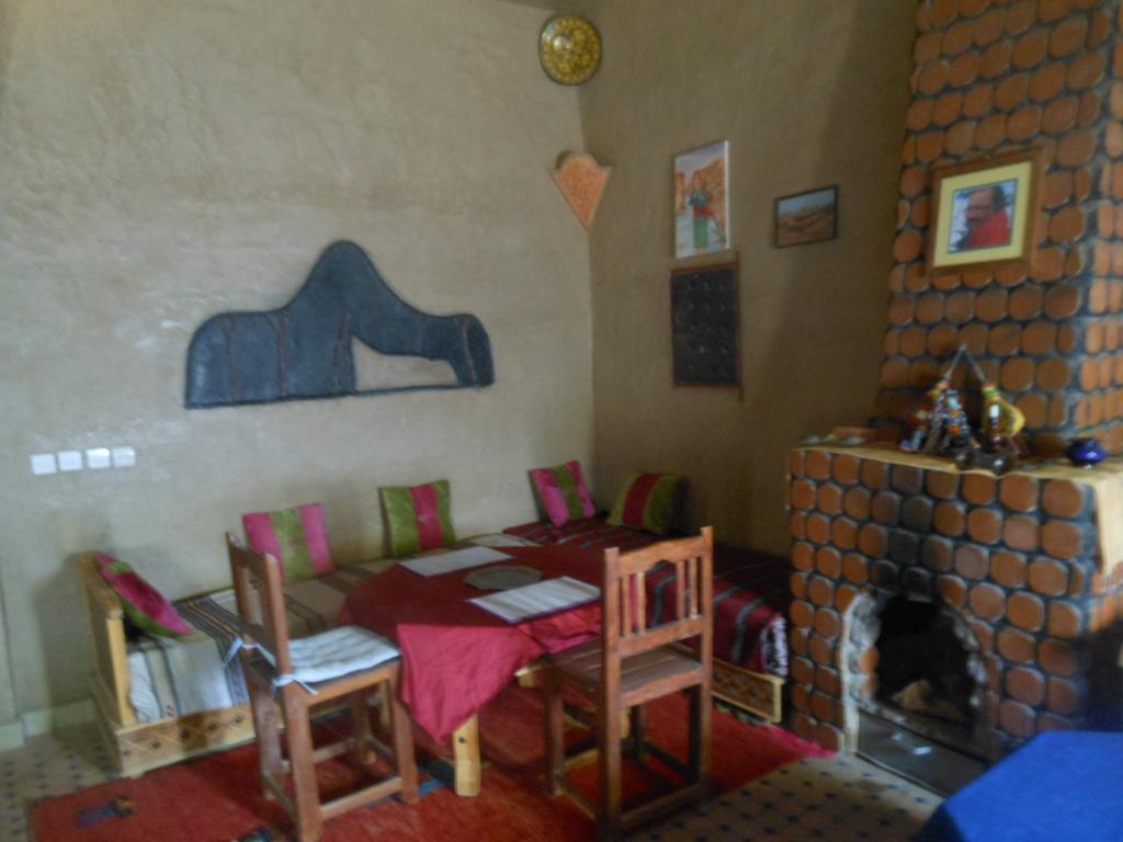Riad Aicha & Camel Trekking Merzouga Exteriör bild