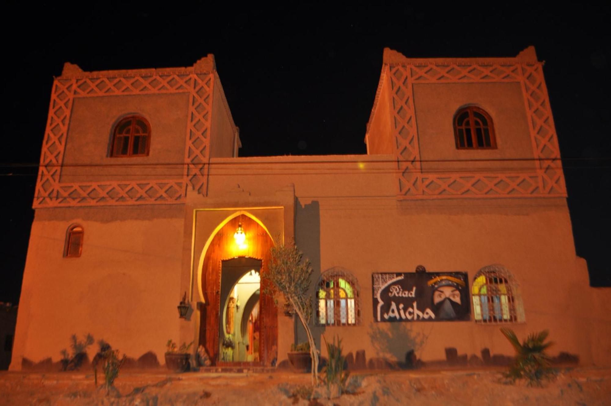 Riad Aicha & Camel Trekking Merzouga Exteriör bild