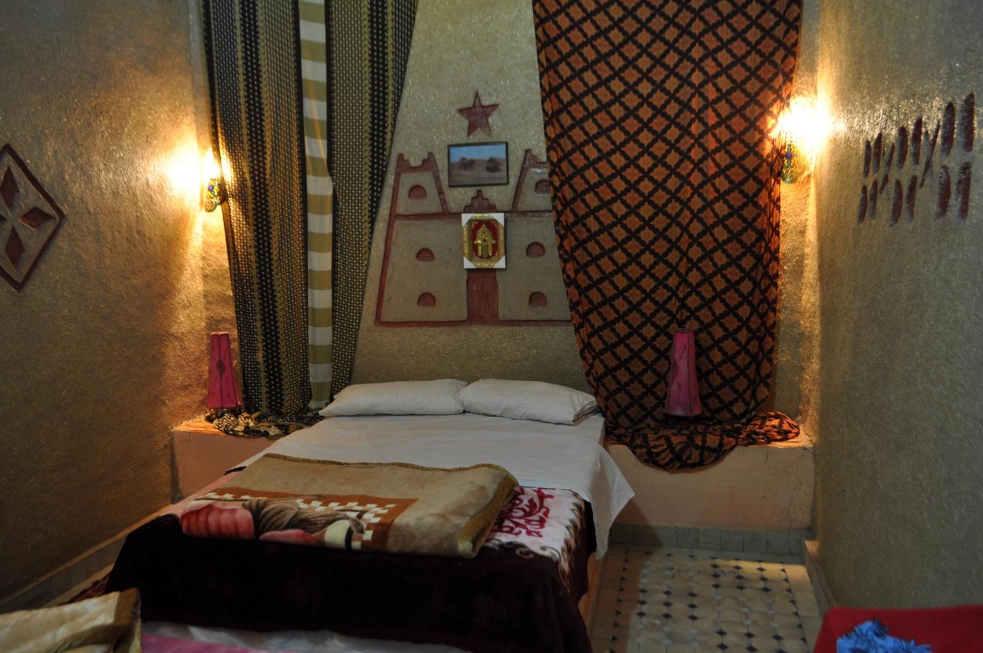 Riad Aicha & Camel Trekking Merzouga Exteriör bild